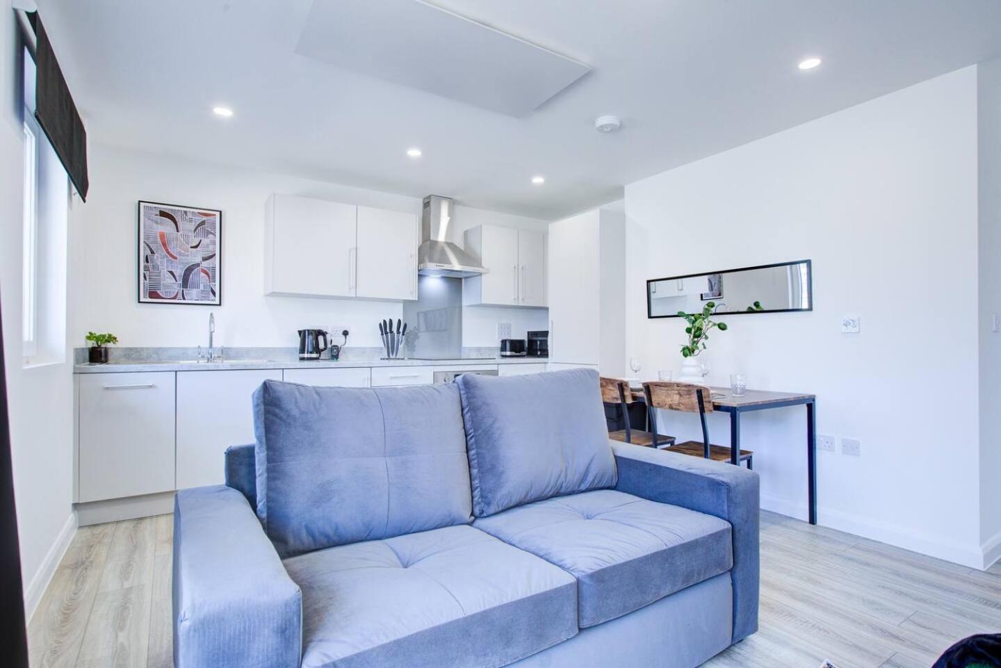 2Bed 2Bath In - Next To Station For 6 Free Parking Ashford (Kent) Exterior foto